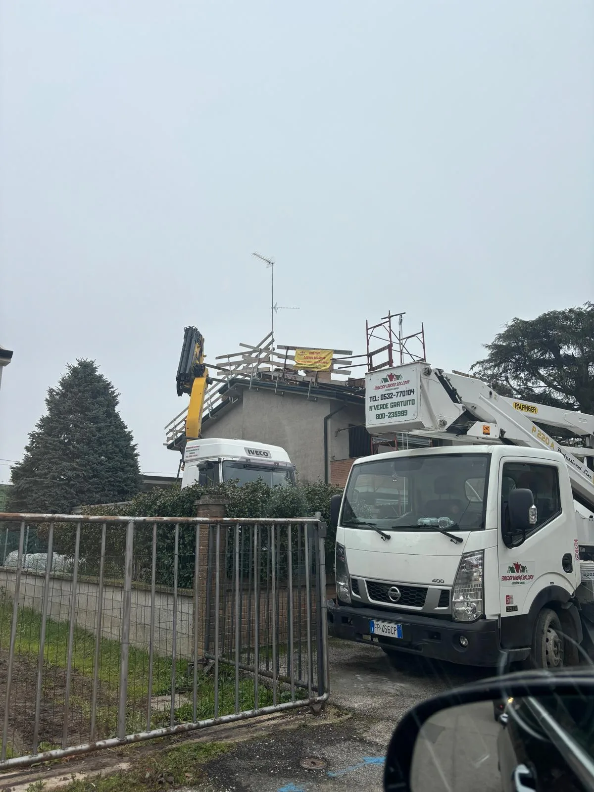 Ponteggi condominio lavori tetto